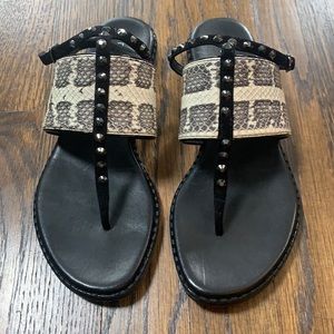 SZ6 DONALD J. PLINER ANKLE WRAP SANDAL BONE/BLACK